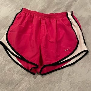 Nike Women’s Dri-FIT Tempo Running Shorts Size Large